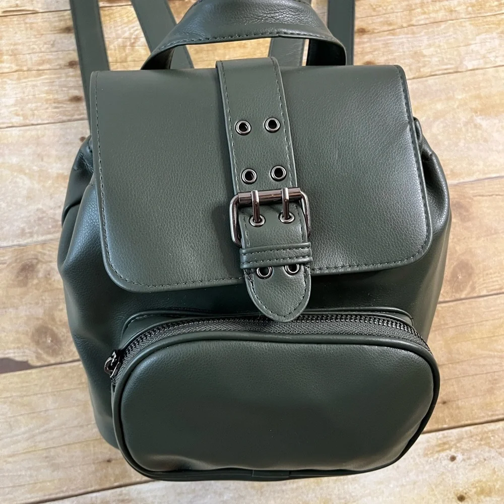 Wild Fable Green Small Mini Backpack with Flap Snap and Tie Closure NWOT